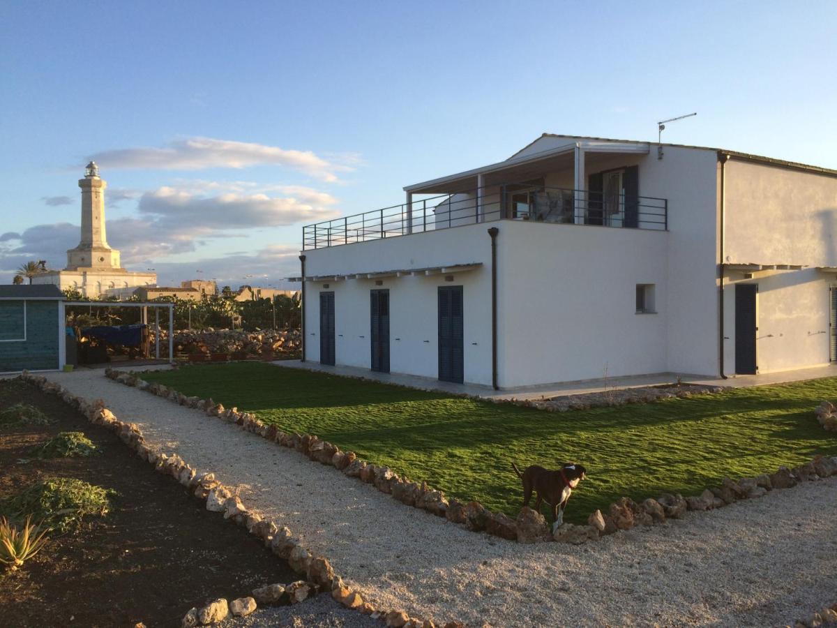 B&B Casa Del Faro Sanvallero Adults Only Portopalo Di Capo Passero 外观 照片