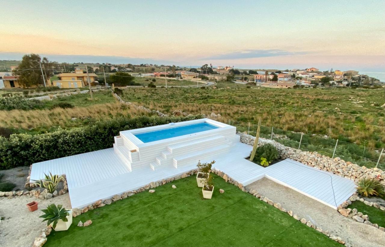 B&B Casa Del Faro Sanvallero Adults Only Portopalo Di Capo Passero 外观 照片