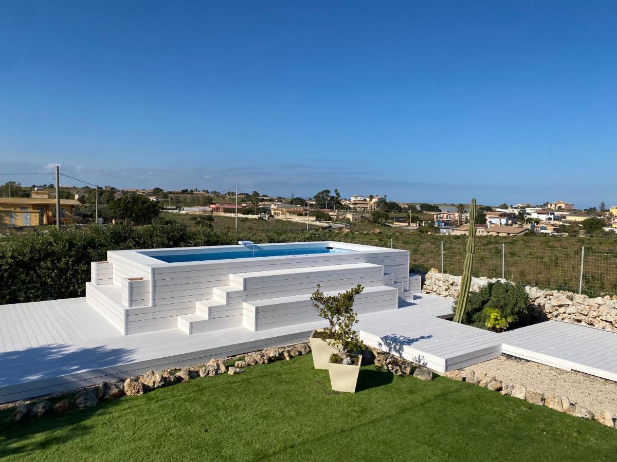 B&B Casa Del Faro Sanvallero Adults Only Portopalo Di Capo Passero 外观 照片