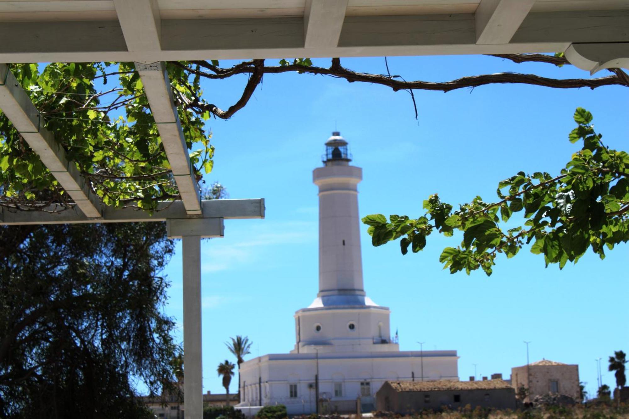 B&B Casa Del Faro Sanvallero Adults Only Portopalo Di Capo Passero 外观 照片