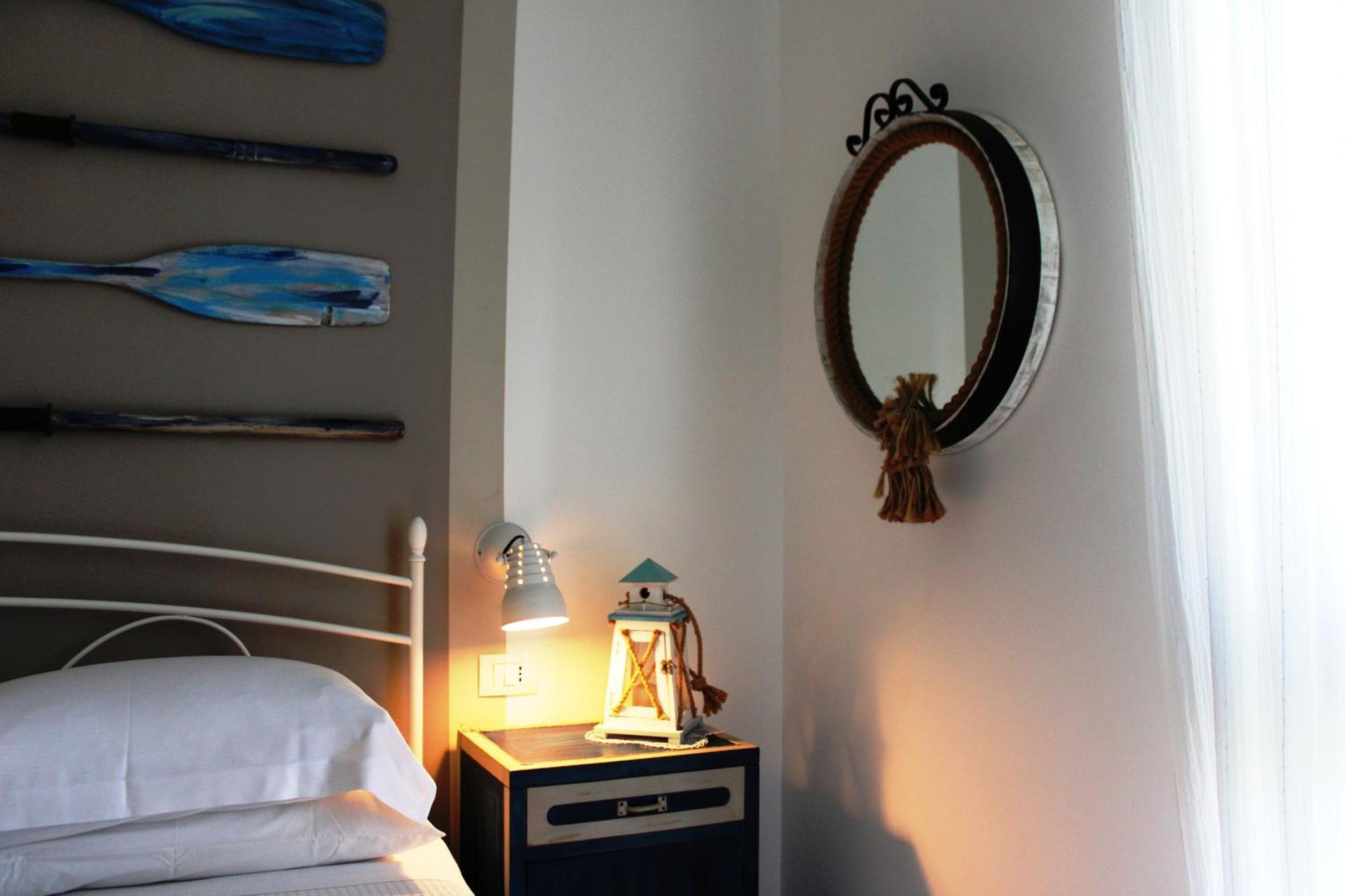 B&B Casa Del Faro Sanvallero Adults Only Portopalo Di Capo Passero 外观 照片