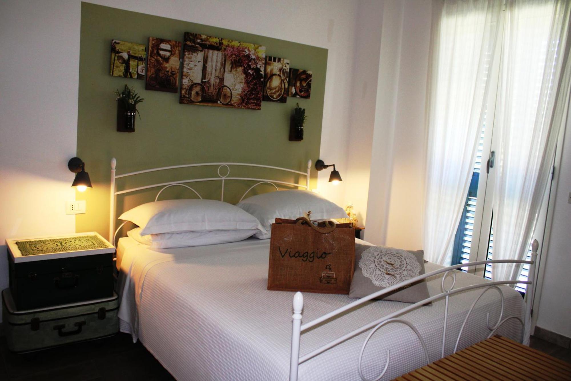 B&B Casa Del Faro Sanvallero Adults Only Portopalo Di Capo Passero 外观 照片