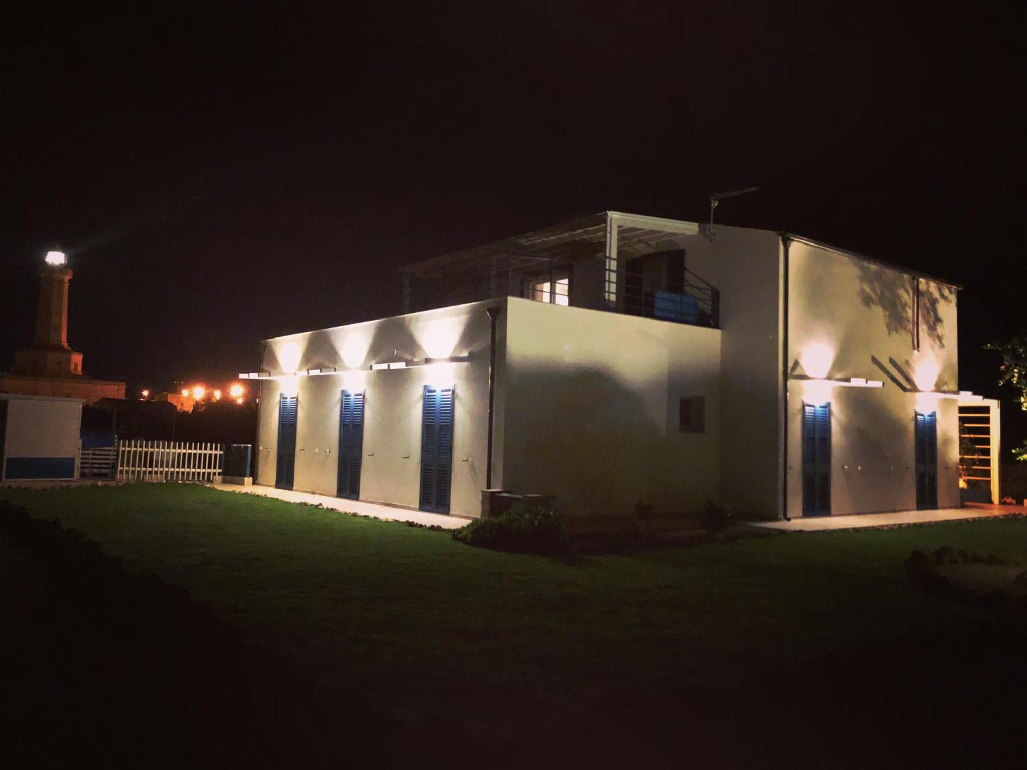 B&B Casa Del Faro Sanvallero Adults Only Portopalo Di Capo Passero 外观 照片